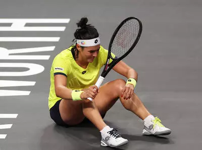 افتتاح البطولة الختامية للتنس للسيدات: فوز سبالينكا على انس جابر