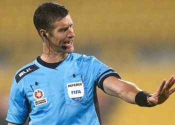 صافرة نيوزيلندية لإدارة مباراة فرنسا وتونس