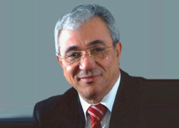 كتاب للتيجاني الحداد: توثيق للمحطات السياسية والاجتماعية التي مرت بهم تونس