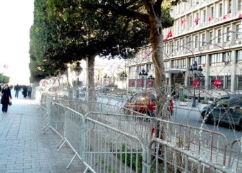 إصابة أمني برصاصة من مسدّسه بشارع الحبيب بورقيبة