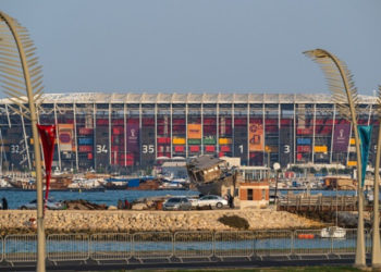 الشروع في تفكيك ستاد 974 المونديالي والوجهة غامضة