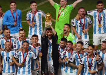 أخيرا كأس العالم ترضى عن فارسها