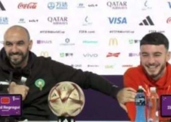 موقف طريف في مؤتمر الركراكي