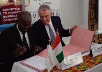 نشاط بعثة كونكت في الكوت ديفوار فرص استثمار لشركات البعث العقاري والمقاولات التونسية وامضاء اتفاقية تعاون مع الغرفة التجارية الايفوارية