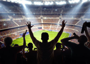 حول كرة القدم…والوطنيّة… والديمقراطية