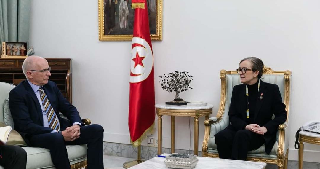 خلال لقائه بودن: سفير الاتحاد الأوروبي يجدّد مواصلة دعم تونس في مسارها الاصلاحي