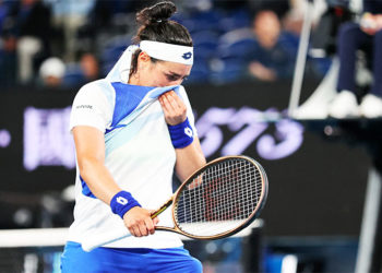 أنس جابر تتراجع إلى المركز الثالث في تصنيف لاعبات التنس المحترفات