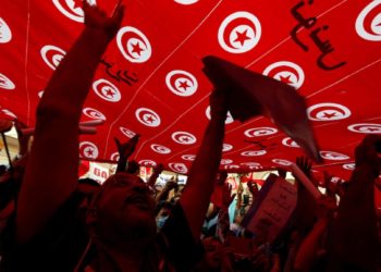شحّة الترشحات بالخارج: 3 نواب من بين 10 في افتتاح البرلمان القادم، فهل مازال وزن سياسي للتونسيين بالخارج؟