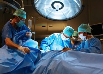 إنجاز طبي تونسي بالمستشفى الجامعي فطومة بورڨيبة بالمنستير