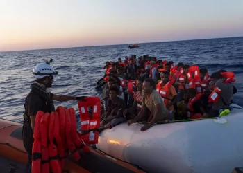 الداخلية الايطالية: موجة تدفق غير مسبوقة للمهاجرين على السواحل الإيطالية، 100 الف (حارق) في عام 2022