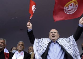 الطبوبي: “تونس تمر بأوضاع صعبة جدا  ورئيس الدولة انتهج الطريق الخطأ”