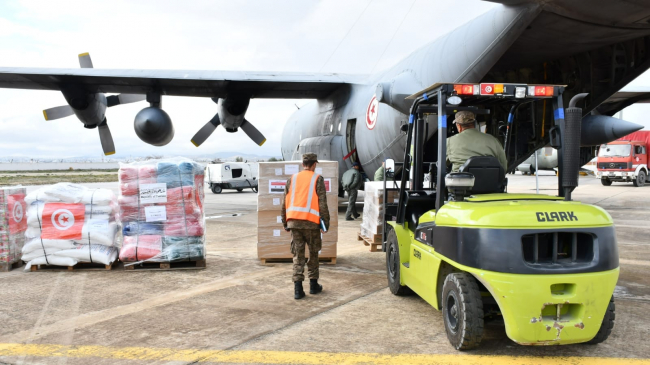 تونس تُرسل طائرة مساعدات ثالثة إلى سوريا