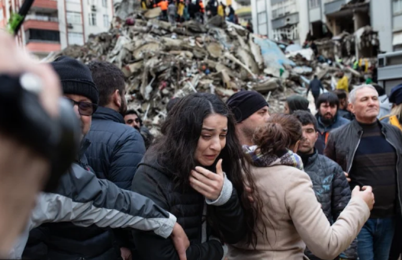 أردوغان: إرتفاع عدد ضحايا زلزال تركيا إلى 9057 حالة وفاة و 53 ألف إصابة