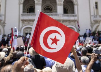 مؤانسات مصطفى عطية: صناعة المستحيل !