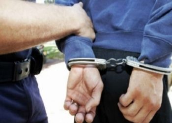 بتهمة الاستيلاء على أموال عمومية: الاحتفاظ بموظف بلدي وإحالة آخر بحالة تقديم ببنزرت