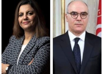 وزير الخارجية يتحادث هاتفيا مع نظيرته الليبية