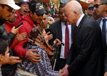 نجاح الظهور المباشر بين الناس ليس لمن سبق، إنما النجاح لمن صدق.. وسر الانجذاب هو الطمأنينة