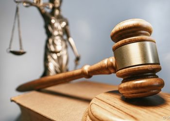 إقرار عقوبات في حق كل تونسي يأوي أجنبي أو يشغله بطريقة غير قانونية