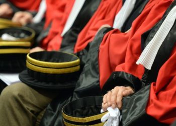 إحالة عدد من القضاة على عدم المباشرة