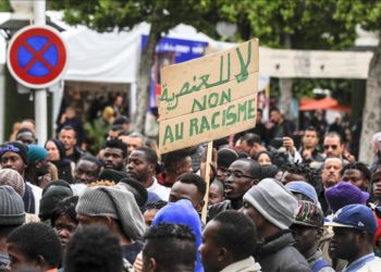 المنتدى التونسي للحقوق الاقتصادية والاجتماعية يحذر من التحريض ضد المهاجرين من بلدان افريقيا جنوب الصحراء