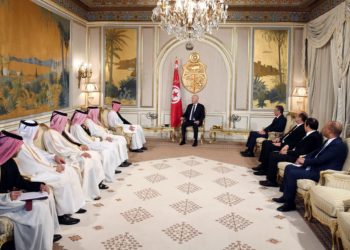 خلال استقباله من طرف رئيس الجمهورية ورئيسة الحكومة رئيس مجلس الوزراء القطري يعد بتكثيف التعاون الاقتصادي مع تونس