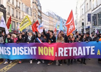 فرنسا : احتجاجات على الترفيع في سن التقاعد