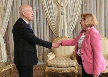 مساعدة وزير الخارجية الأمريكية: ” التوجه الذي تأخذه تونس ليس مفيدا ويبعد البلاد عن مسارها الديمقراطي”