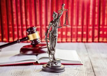 تجميد أموال الموقوفين في قضية التآمر على أمن الدولة