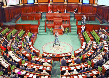 مجلس نواب الشعب أمام مسؤوليتين: تغيير النظرة البائسة التي خلفها المجلس السابق والانطلاق في الاصلاحات الهيكلية ذات الأولوية!!