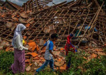 إندونيسيا  زلزال بقوة 7.1 درجات قبالة سومطرة