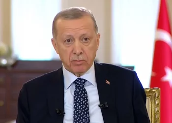 تداول فيديو تعرض الرئيس التركي أردوغان لوعكة صحية خلال مقابلة