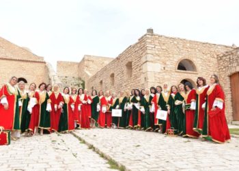 حين تغنّي نساء الكاف…