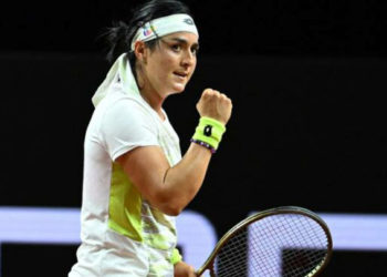 أنس جابر تمر الى ربع النهائي بطولة شتوتغارت