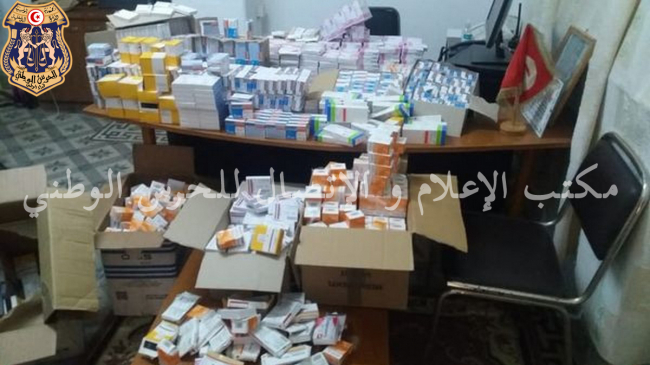 المنيهلة: حجز كمية كبيرة من المواد الطبية منتهية الصلوحية في منزل بالجهة
