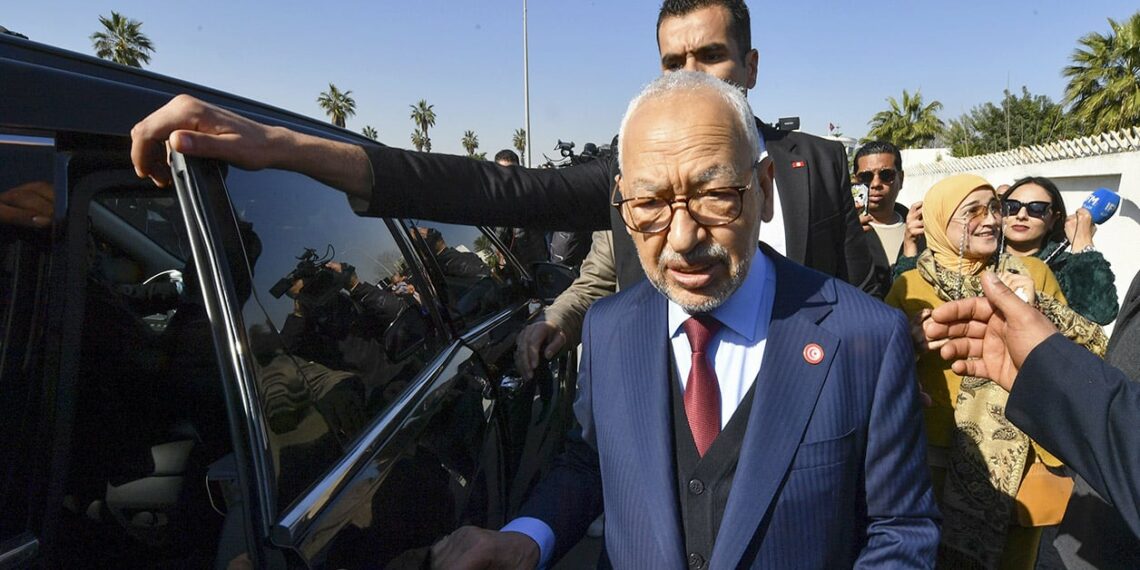 النهضة: “الحكم الصادر ضد راشد الغنوشي سياسي وظالم وندعو إلى إطلاق سراحه فورا”