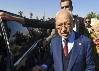 النهضة: “الحكم الصادر ضد راشد الغنوشي سياسي وظالم وندعو إلى إطلاق سراحه فورا”