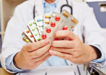 تطاوين: تفكيك شبكة مُختصة في تهريب الأدوية