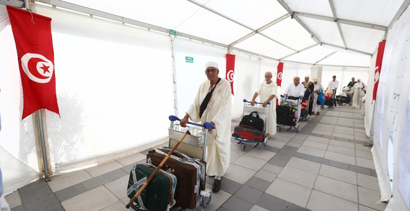 اليوم: انطلاق أول رحلة للحجيج التونسيين نحو المدينة المنورة