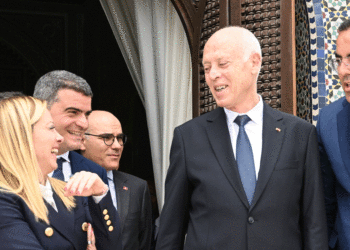 ميلوني: “لم نطلب من سعيّد أن يعمل كشرطي للمهاجرين مقابل بضعة ملايين يورو”