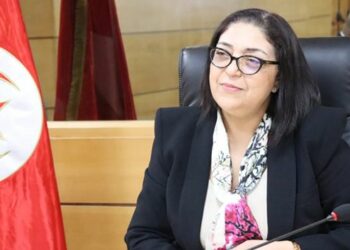 وزيرة التجارة: العمل على ضمان تكافؤ الفرص وإلغاء التراخيص