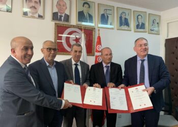الإعلان عن إرساء خدمات إجتماعية إضافية للدفاع عن  مصالح التونسيين المقيمين بإيطاليا وفرنسا