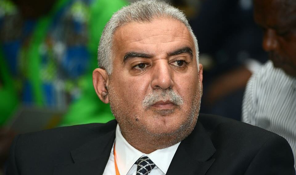 اصطحاب زياد الهاني   لفرقة مكافحة جرائم تكنولوجيا المعلومات