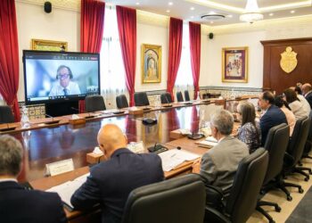 جلسة عمل وزارية حول تزويد البلاد بالحبوب ومشتقاتها