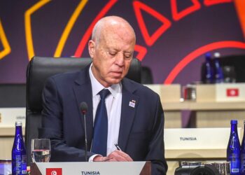 تحركات متعددة الجوانب للدبلوماسية التونسية.. رياح التجديد ضربت مواقع بلدان من الصف الاول