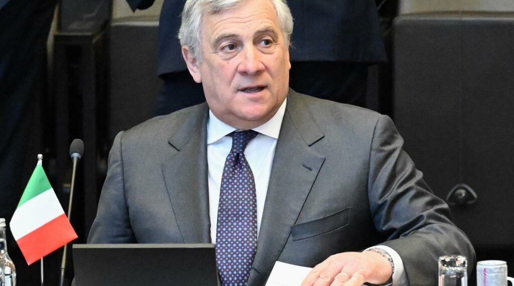 تاياني يؤكد العمل من أجل حوار بنّاء بين تونس والنّقد الدّولي للتّوصل سريعا إلى خطوط ائتمان