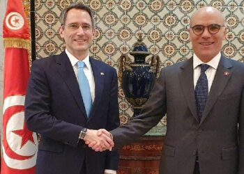 وزير الخارجية في لقاءه بسفير الولايات المتحدة: “تباحث حول مستجدات ليبيا وتذكير بالعلاقات التاريخية التي تجمع تونس بالولايات المتحدة”