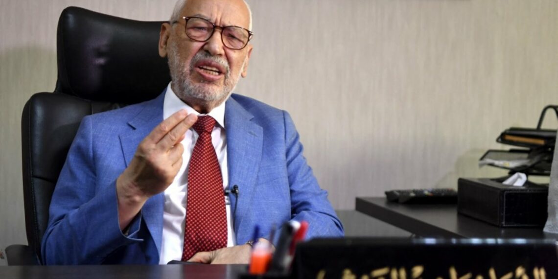 راشد الغنوشي يبدأ إضرابا عن الطعام