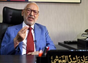 راشد الغنوشي يبدأ إضرابا عن الطعام