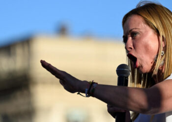 بابا الفاتيكان: “المهاجرون ليسوا غزاة”.. جورجيا ميلوني ترد بحزمة غير مسبوقة من الاجراءات المشددة!!