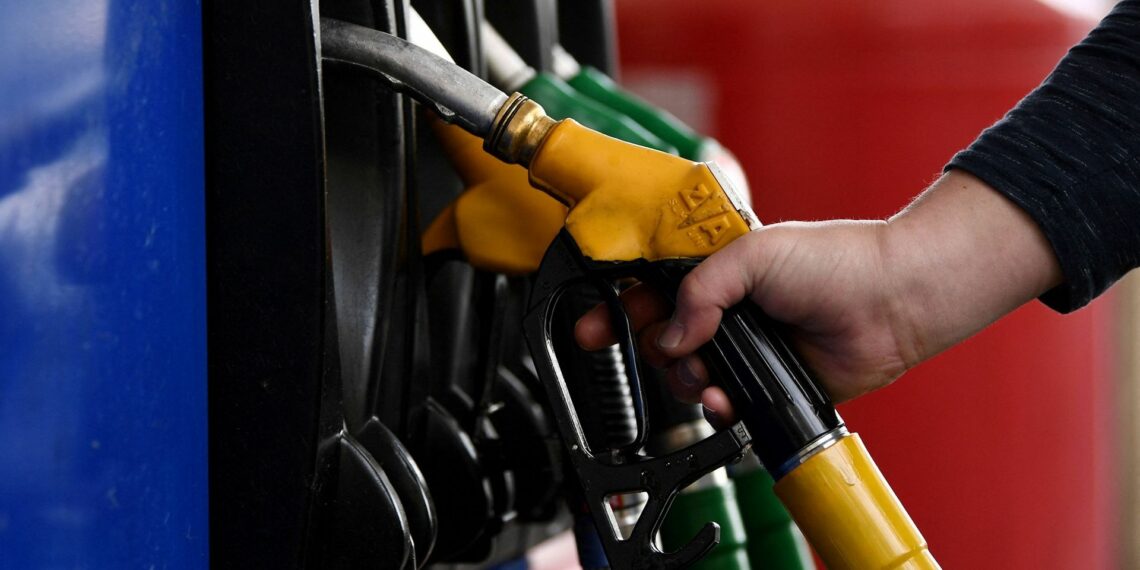 تأجيل إضراب عمال نقل المحروقات